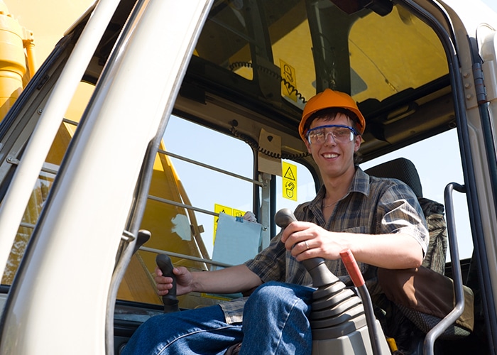 Chauffeur de Tracteur Vienne - Engins, Épareuse